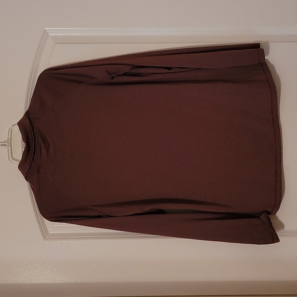 UNDER Armour Heat Gear Red Pullover Size M - Picture 4 of 4